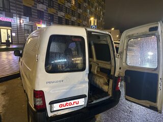 2010 Peugeot Partner I Рестайлинг, белый, 240000 рублей, вид 2