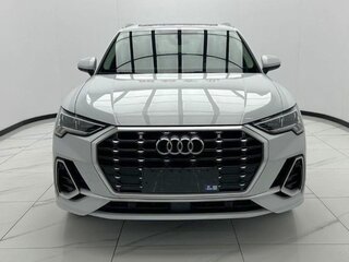2022 Audi Q3 35 TFSI II (F3), белый, 2530000 рублей, вид 2