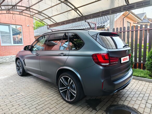 2017 BMW X5 M II (F85), чёрный, 5000000 рублей - вид 11