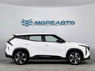 2023 Geely Atlas II, белый, 2369000 рублей, вид 4
