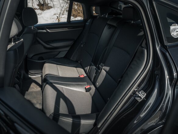 2015 BMW X4 20d I (F26), чёрный - вид 26
