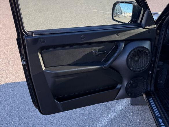 2021 Lada (ВАЗ) 2121 (4x4) Urban I Рестайлинг (2020), чёрный, 750000 рублей - вид 16