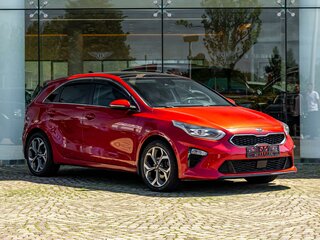 2019 Kia Ceed III, красный, 1455000 рублей, вид 3