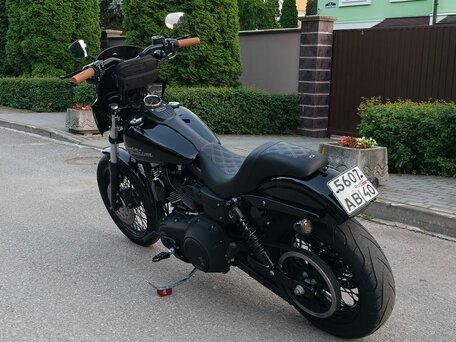 2006 Harley-Davidson Street Bob, чёрный, 800000 рублей, вид 4