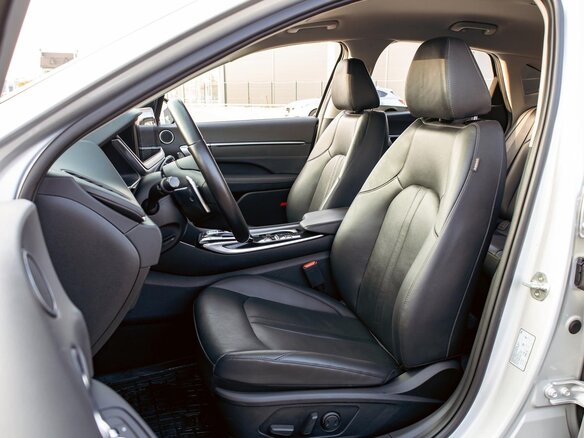 2021 Hyundai Sonata VIII (DN8), серый, 1845000 рублей - вид 6