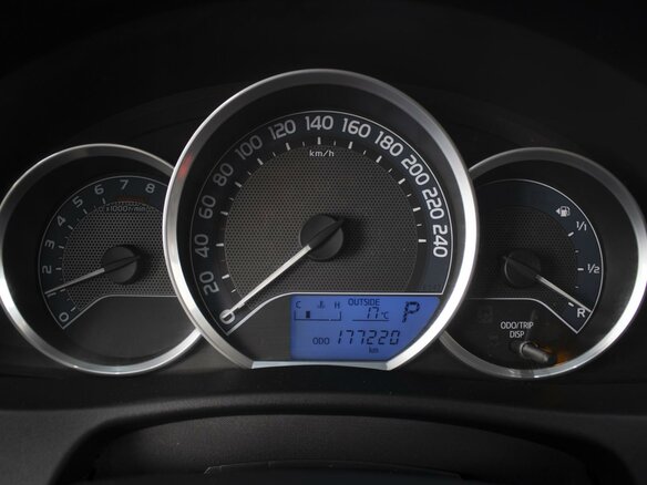 2015 Toyota Auris II, белый, 1419000 рублей - вид 13