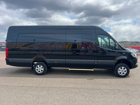 2024 Mercedes-Benz Sprinter, чёрный, 12900000 рублей, вид 4