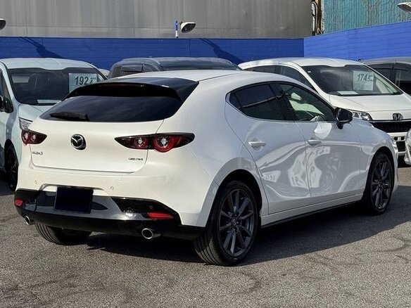 2022 Mazda 3 IV (BP), белый - вид 6