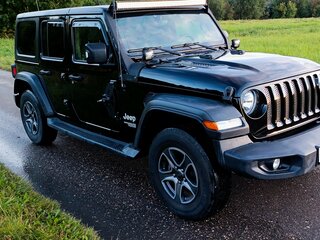 2018 Jeep Wrangler IV (JL), чёрный, 3700000 рублей, вид 2