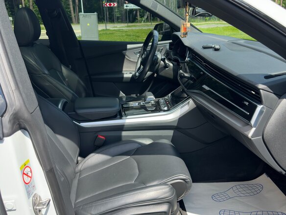 2019 Audi Q8 50 TDI I (4M), белый, 5950000 рублей - вид 19