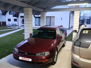 1993 Toyota Camry III (XV10), пурпурный, 900000 рублей, вид 2