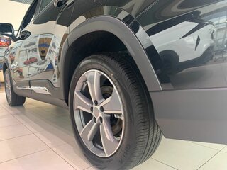 2026 Geely Okavango I Рестайлинг, чёрный, 4085990 рублей, вид 3