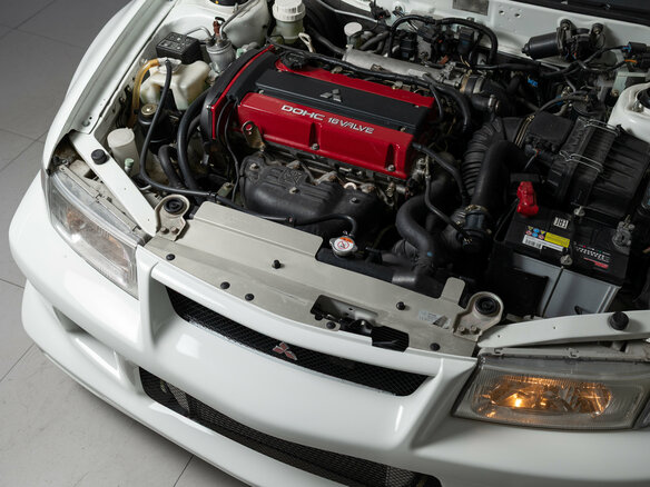 2000 Mitsubishi Lancer Evolution VI, белый, 4990000 рублей - вид 19