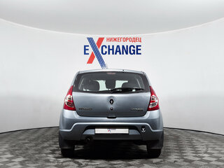 2011 Renault Sandero I, синий, 389000 рублей, вид 4