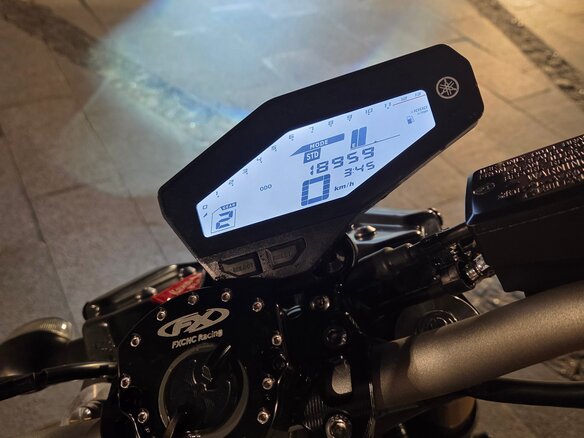 2015 Yamaha MT-09 (FZ-09), красный, 699999 рублей - вид 7