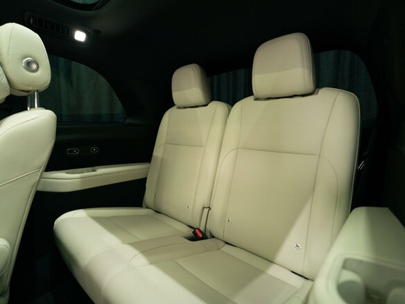 2025 Li Auto (Lixiang) L9 52.3 kWh I Рестайлинг, чёрный - вид 11