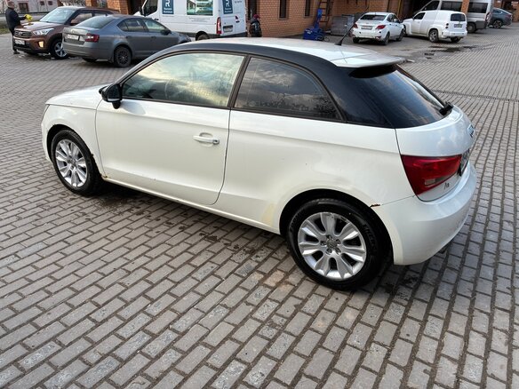 2011 Audi A1 I (8X), белый, 840000 рублей - вид 17