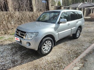 2012 Mitsubishi Pajero IV Рестайлинг 1, серый, 1950000 рублей, вид 1