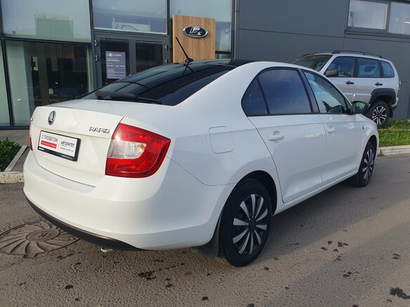 2016 Skoda Rapid I, белый, 1175000 рублей - вид 2