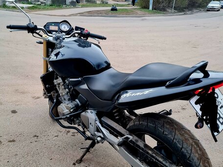 2005 Honda CB 600F Hornet, чёрный, 370000 рублей, вид 4
