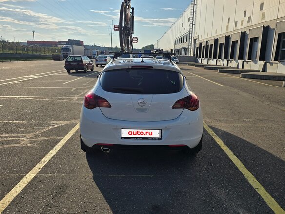 2011 Opel Astra J, белый, 800000 рублей - вид 9