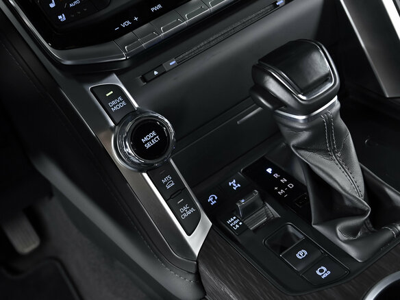 2022 Toyota Land Cruiser 300 Series, чёрный - вид 9