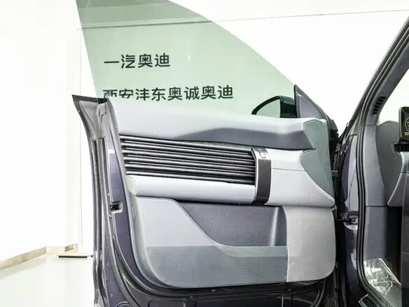2026 Audi E7X, серый - вид 22
