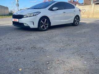 2018 Kia Cerato III Рестайлинг (Classic), белый, 1190000 рублей, вид 1