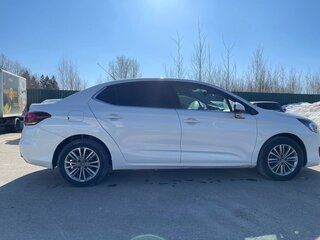 2019 Citroen C4 II Рестайлинг, белый, 890000 рублей, вид 3