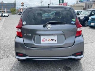 2017 Nissan Note II Рестайлинг, серый, 710000 рублей, вид 5