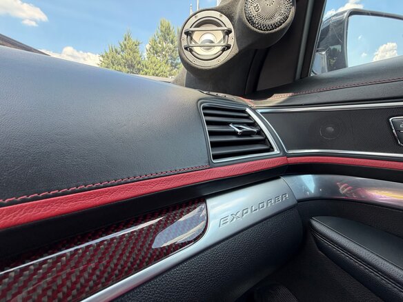 2018 Ford Explorer V Рестайлинг, чёрный, 3400000 рублей - вид 25