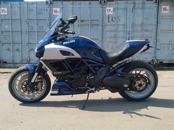 2014 Ducati Diavel, синий, 800000 рублей