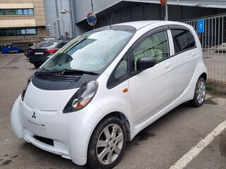 2008 Mitsubishi i, белый, 490000 рублей, вид 2