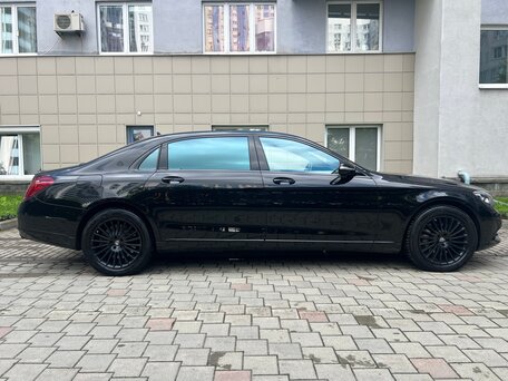 2015 Mercedes-Benz Maybach S-Класс 500 I (X222), чёрный, 3889000 рублей, вид 5