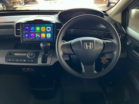 2010 Honda Freed I, серый, 950000 рублей - вид 19