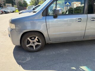 2004 Honda Mobilio Spike I, серебристый, 385000 рублей, вид 5