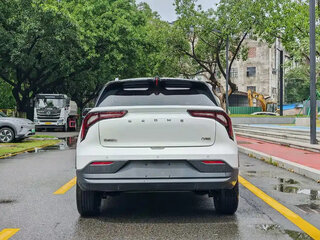2024 Geely Geometry E 33.5 kWh, белый, 1071008 рублей, вид 5