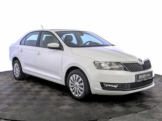 2019 Skoda Rapid I Рестайлинг, белый, 1300000 рублей, вид 3