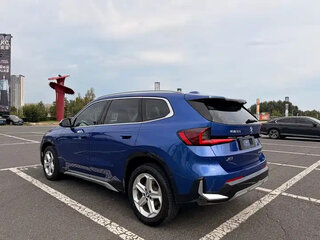 2023 BMW X1 Long 20Li sDrive III (U11/U12), синий, 2534555 рублей, вид 4