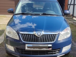 2013 Skoda Fabia II Рестайлинг, синий, 540000 рублей, вид 1