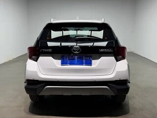2022 Toyota Yaris L XP150 Рестайлинг, белый, 1407007 рублей, вид 5