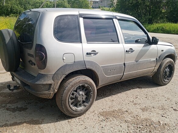 2014 Chevrolet Niva I Рестайлинг, серый, 610000 рублей - вид 12