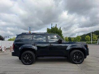 2026 Toyota Land Cruiser Prado 250 Series, чёрный, 8740000 рублей, вид 4