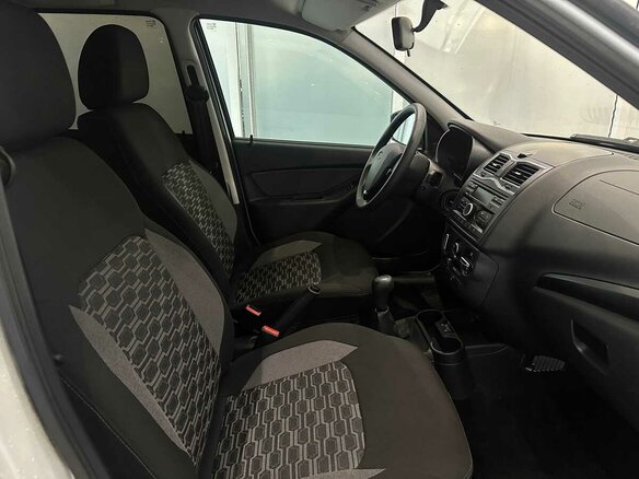 2022 Lada (ВАЗ) Granta I Рестайлинг, белый, 799000 рублей - вид 10