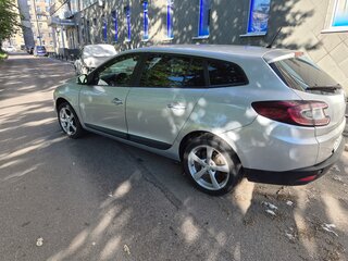 2010 Renault Megane III, серебристый, 400000 рублей, вид 3