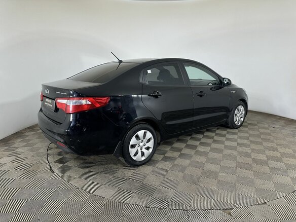 2015 Kia Rio 6-speed III, чёрный - вид 5