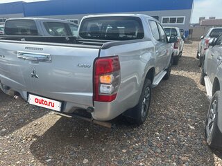 2019 Mitsubishi L200 V Рестайлинг, серый, 1850000 рублей, вид 3