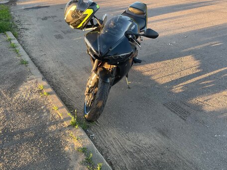 2004 Yamaha YZF-R6, чёрный, 425000 рублей, вид 1