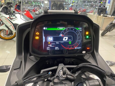 2026 Moto Morini X-CAPE, красный, 1499900 рублей, вид 4