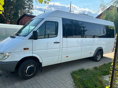 2016 Mercedes-Benz Sprinter Classic, белый, 4000000 рублей, вид 4